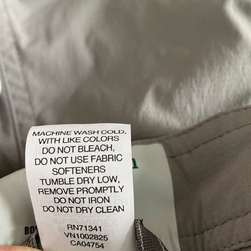 L.L. Bean Men’s Tropicwear Zip Off Leg Pants - Size XL with 32” Inseam - Picture 7 of 12